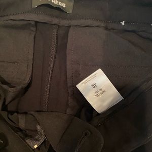 Wide legged women’s pants from express